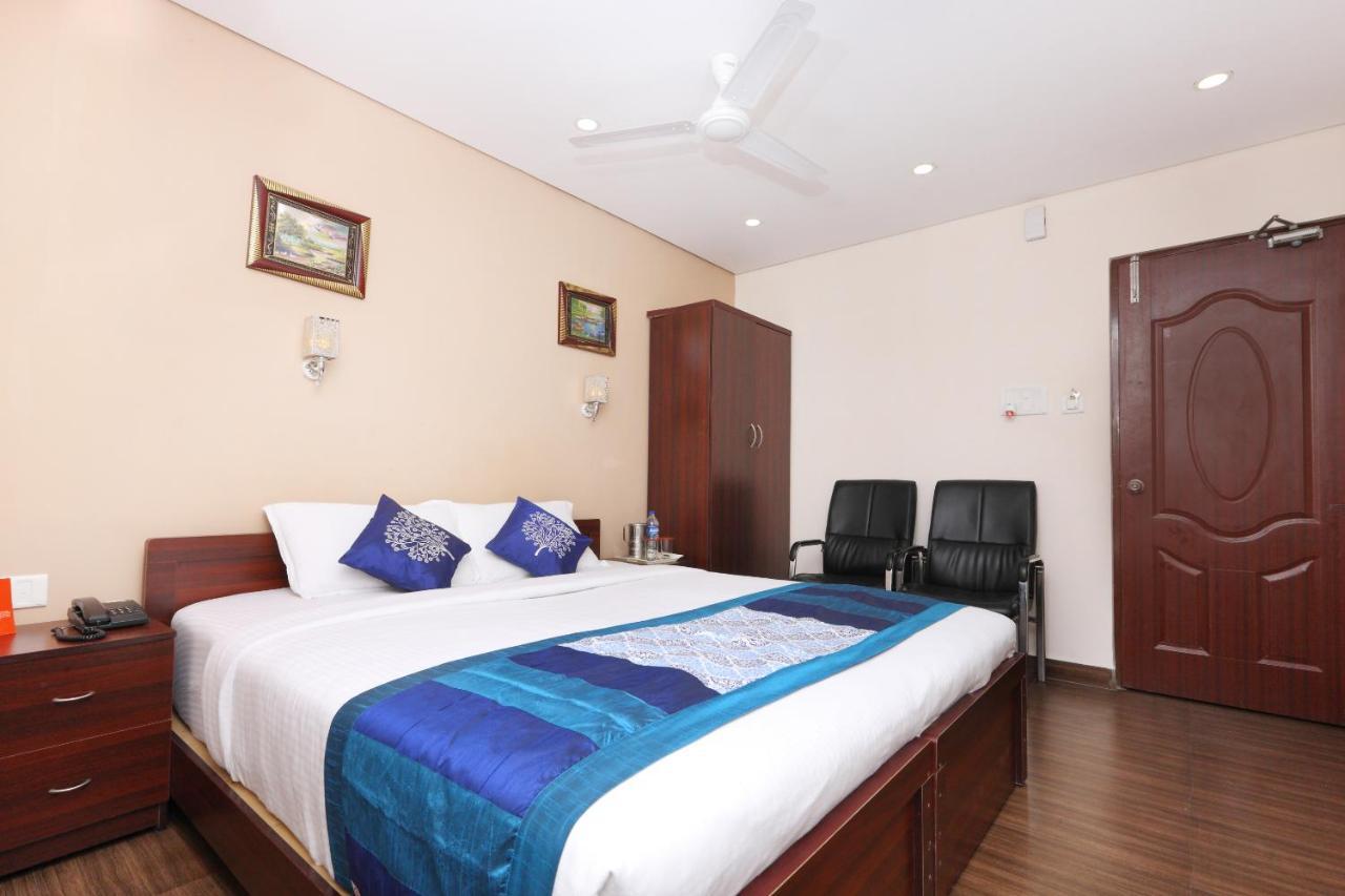 Oyo 1001 Palmtree Corporate Anna Nagar Otel Chennai Dış mekan fotoğraf
