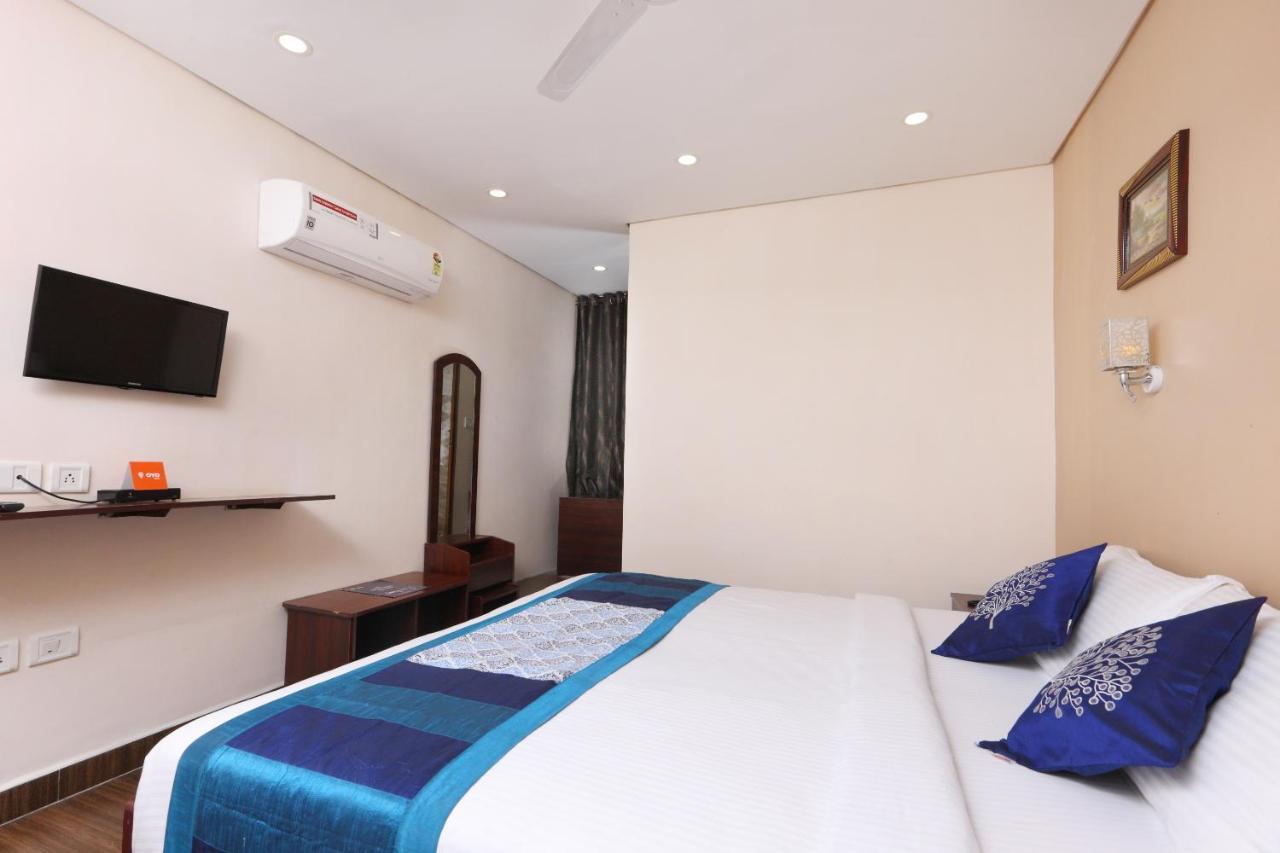 Oyo 1001 Palmtree Corporate Anna Nagar Otel Chennai Dış mekan fotoğraf