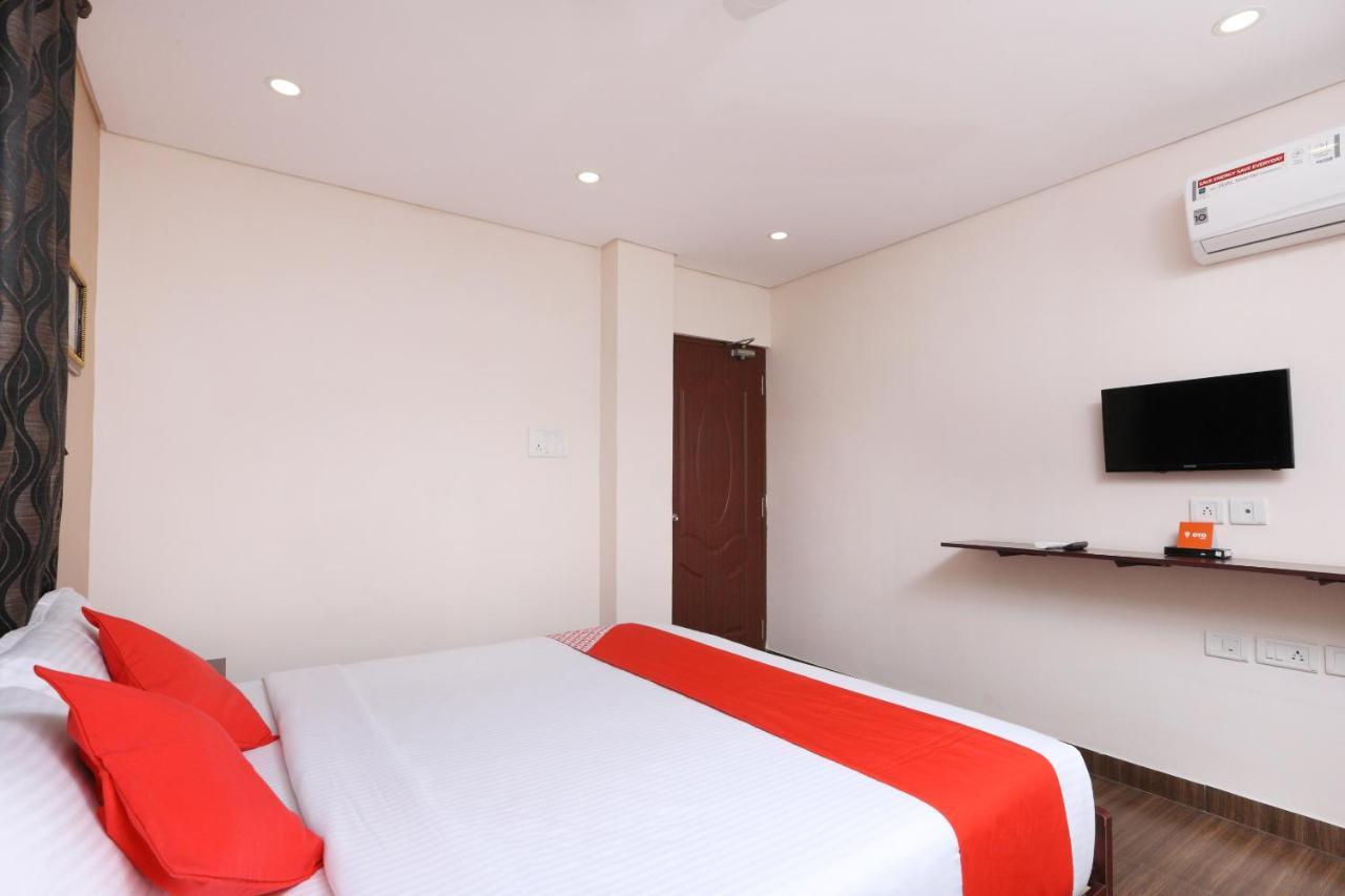 Oyo 1001 Palmtree Corporate Anna Nagar Otel Chennai Dış mekan fotoğraf