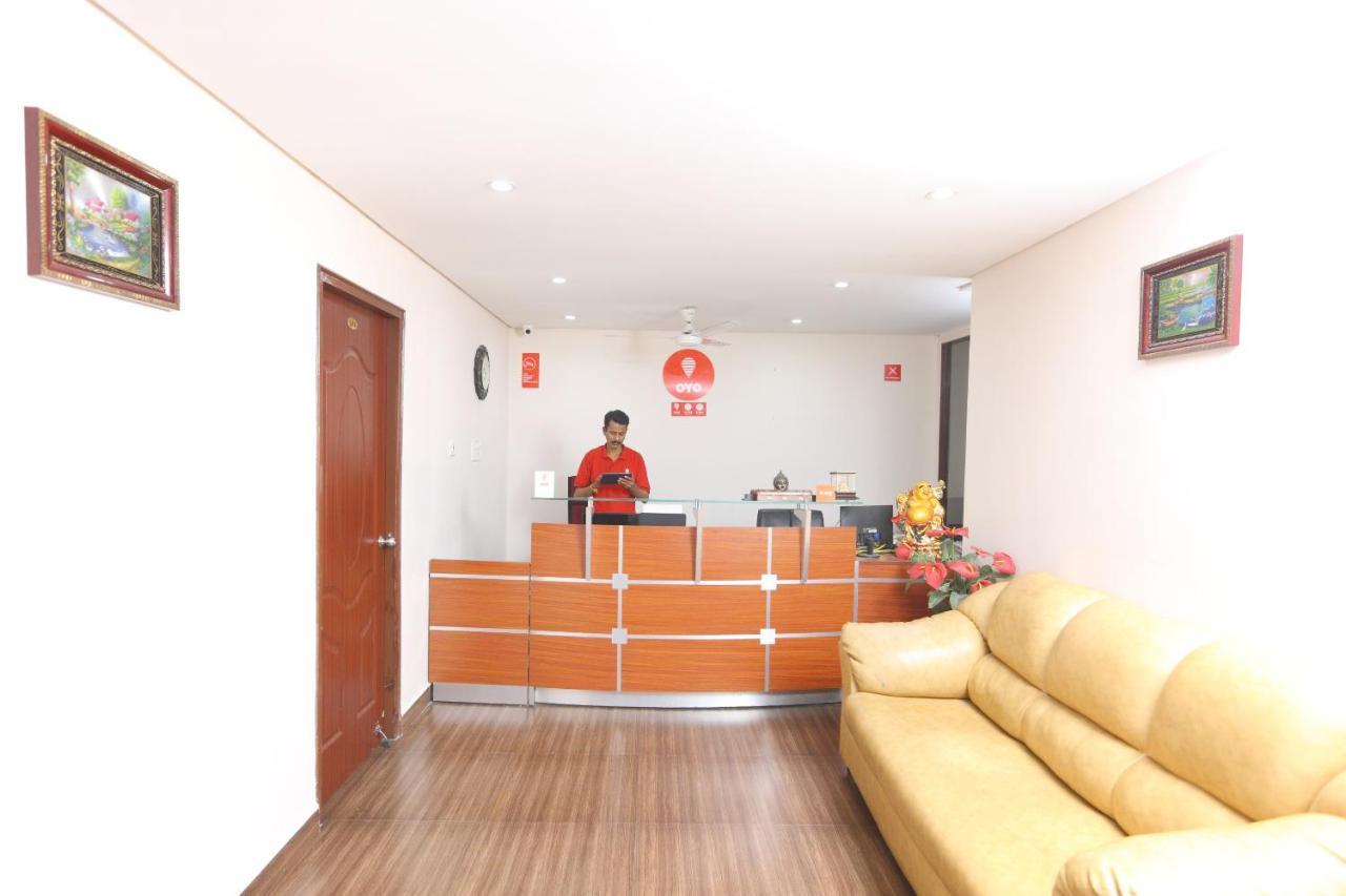 Oyo 1001 Palmtree Corporate Anna Nagar Otel Chennai Dış mekan fotoğraf