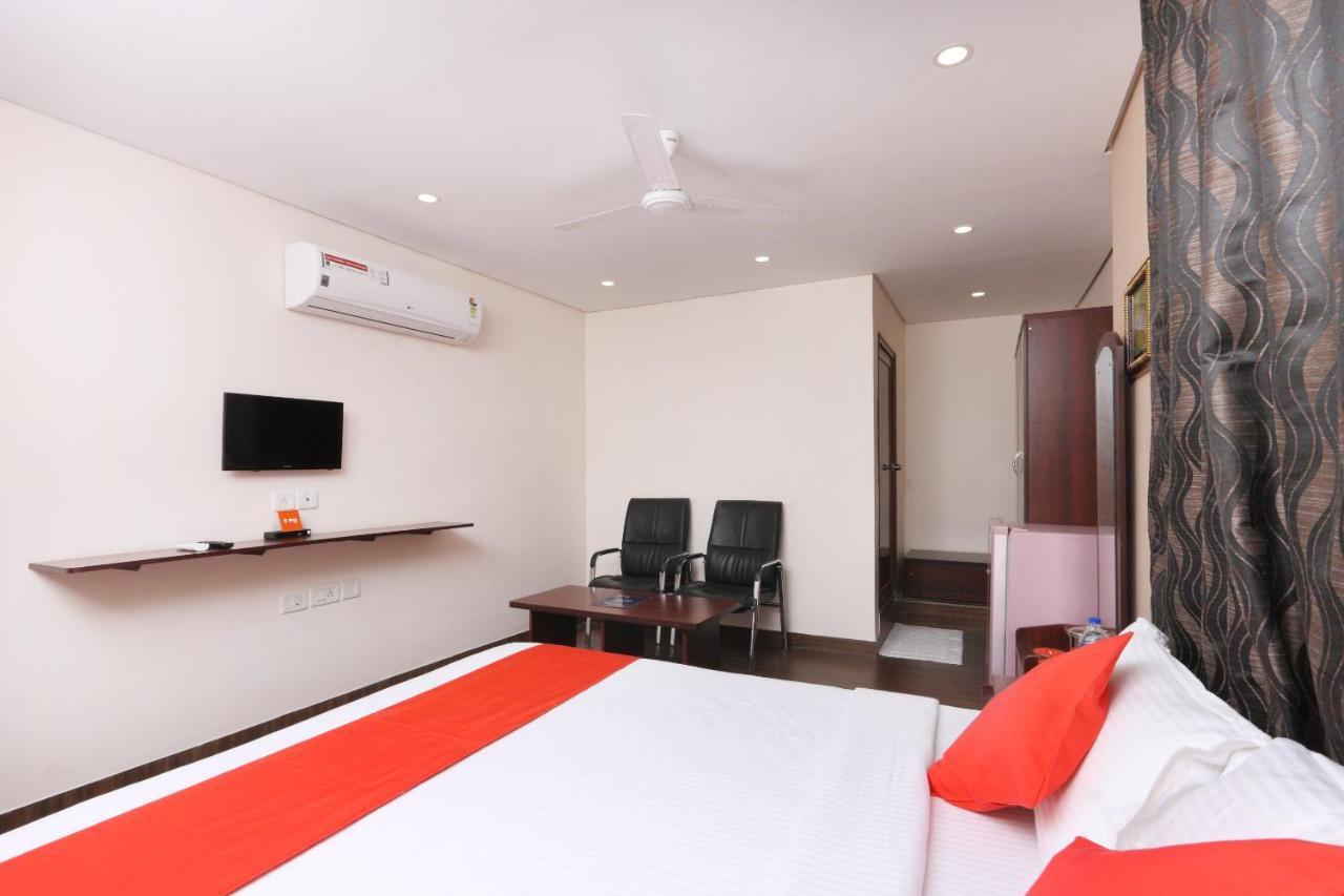 Oyo 1001 Palmtree Corporate Anna Nagar Otel Chennai Dış mekan fotoğraf