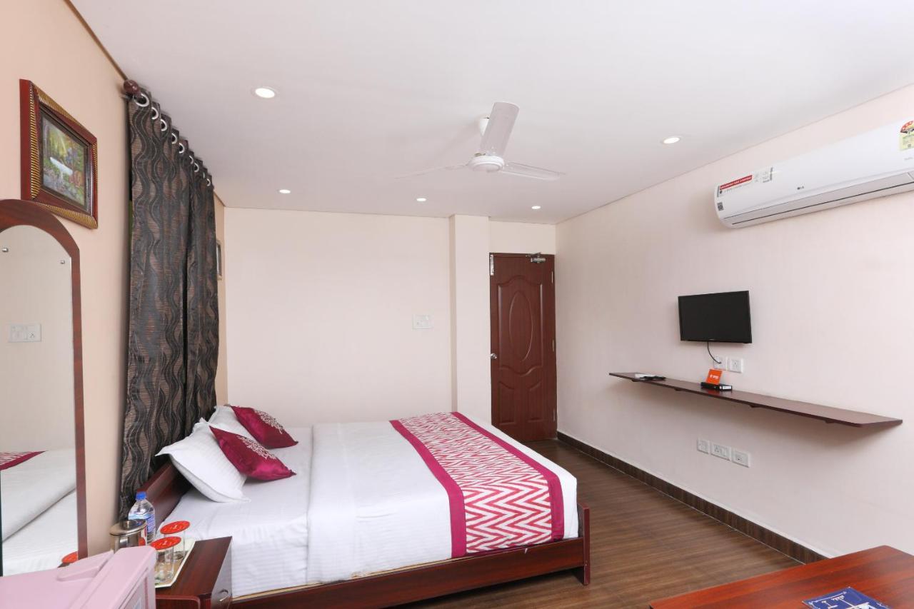 Oyo 1001 Palmtree Corporate Anna Nagar Otel Chennai Dış mekan fotoğraf